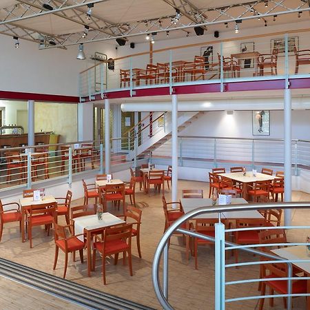Commundo Tagungshotel Neuss Eksteriør bilde