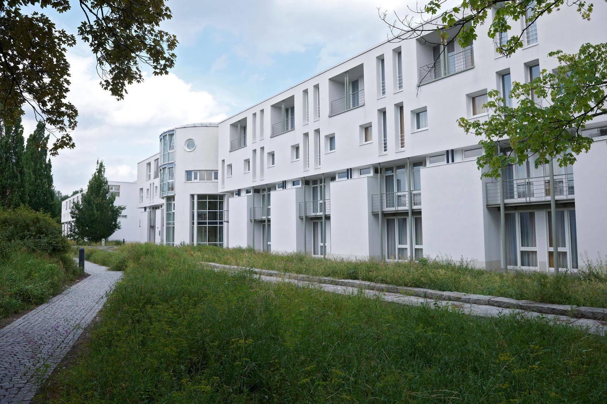 Commundo Tagungshotel Neuss Eksteriør bilde